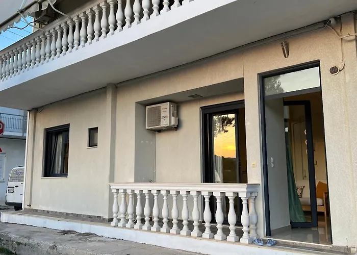 100 Meters From The Sea