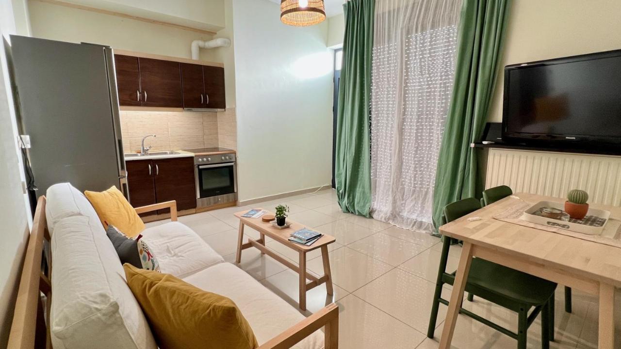 100 Meters From The Sea Xylokastro